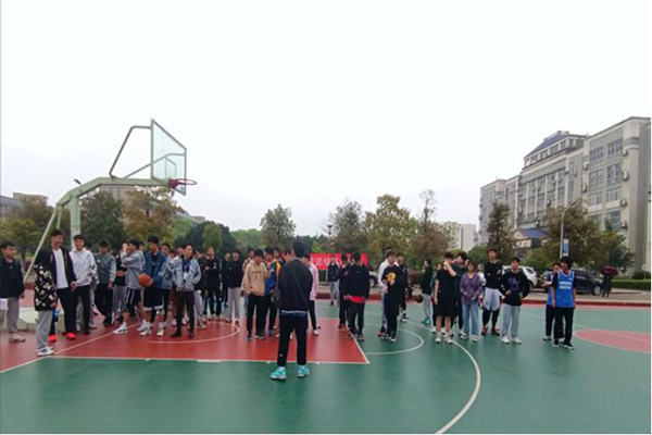 01c32971c86f44ae8a4f16c46d961aad.jpg 4.jpg