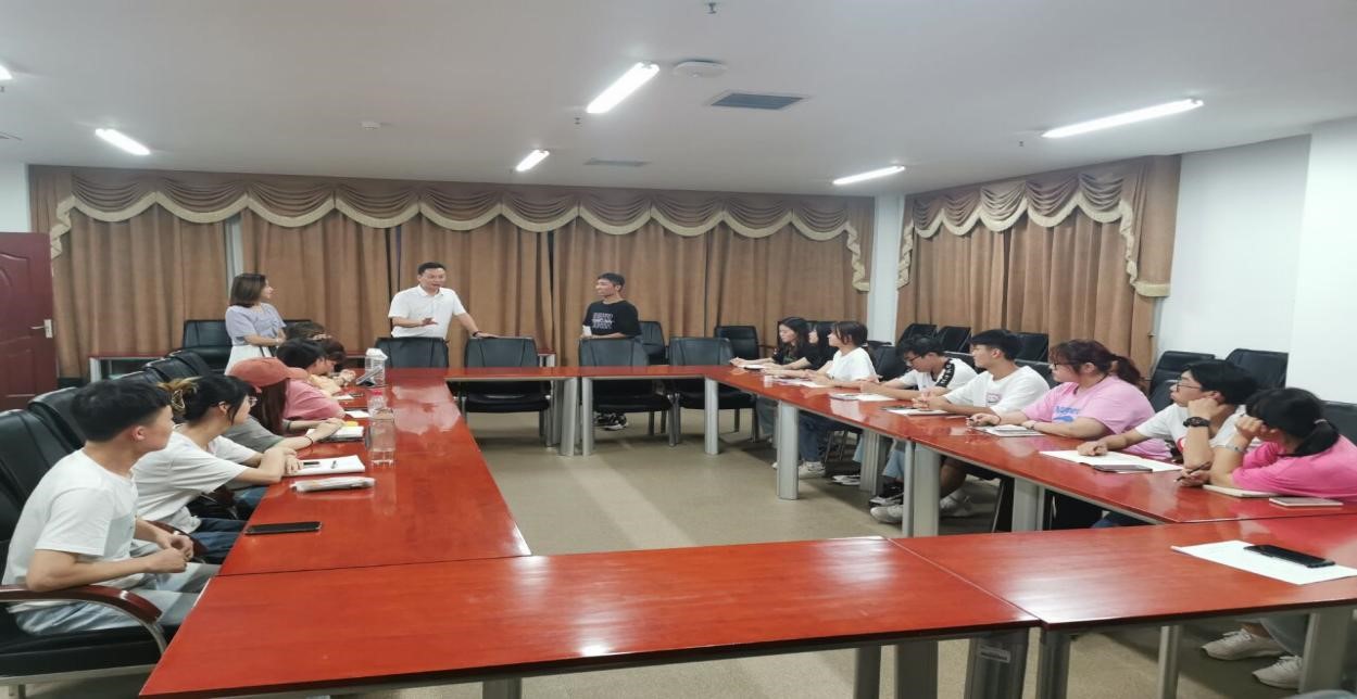 2868d2e690544269bf7c422bf436fab7.jpg 2.jpg