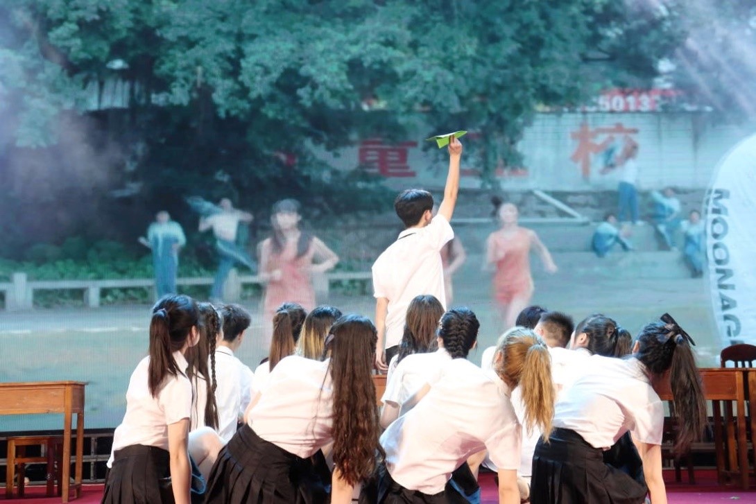 a2d36b3441204f13b57a2fde08e9945a.jpg 11.jpg