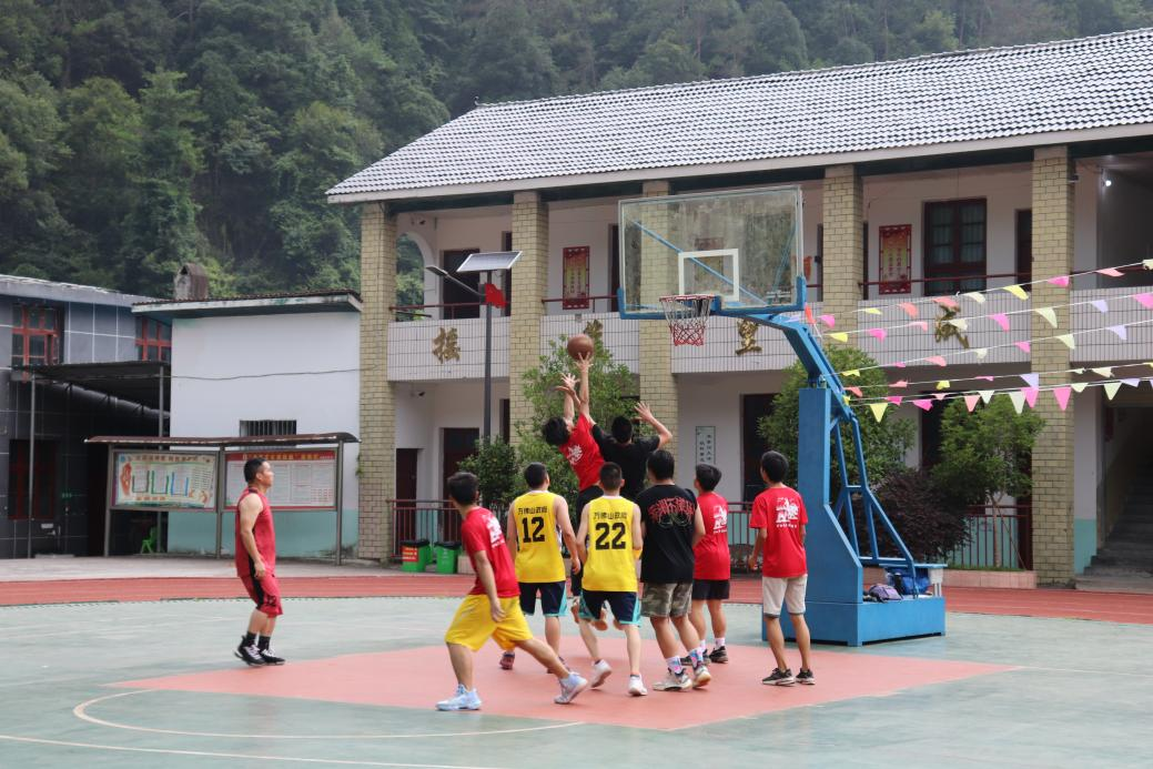 db77f5d1d4e0407aa4519f70d8f9f4e3.png 图片5.png