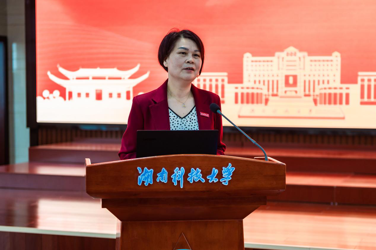 8bef7bb3a1d640829e2810677545ba72.png 图片8.png