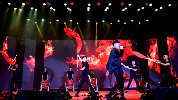 1528948017620897.jpg 舞狮_副本.jpg